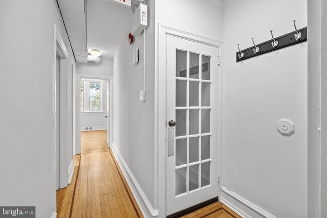 Building Photo - 87 E Butler Ave