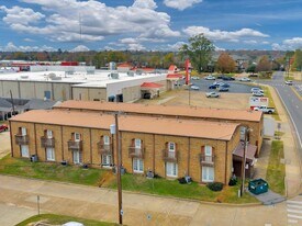 Building Photo - Campus Colony