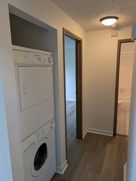 Building Photo - 8100 Delridge Way SW