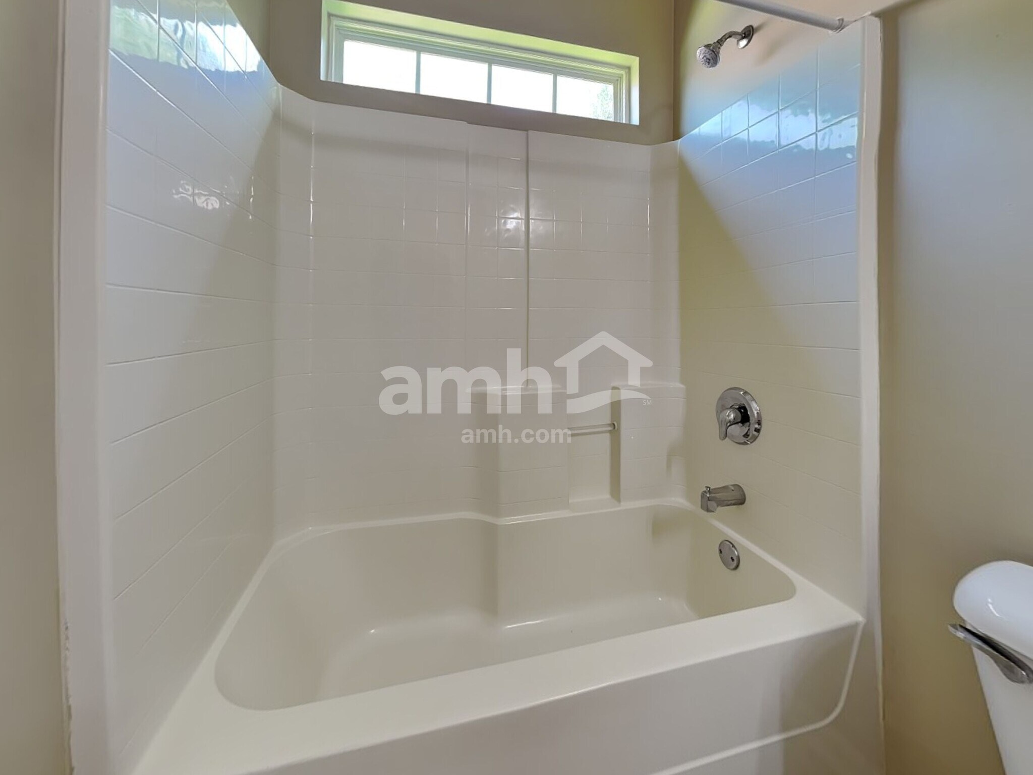 Building Photo - 171 Arbor Village Dr