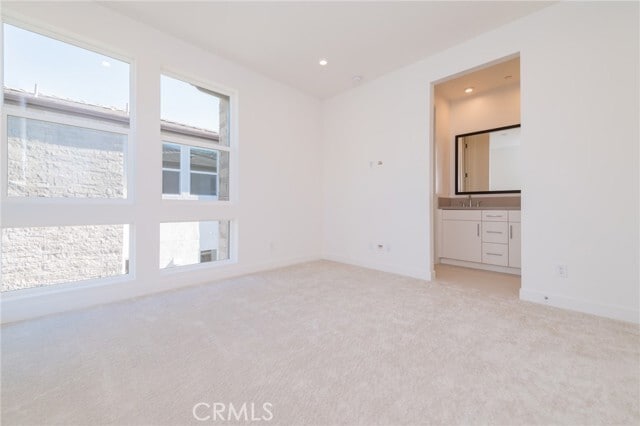 Building Photo - 2645 Everly Dr