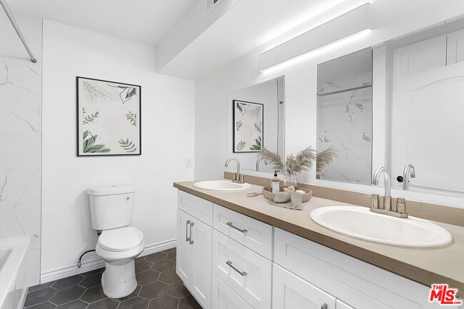 Building Photo - 1255 Federal Ave