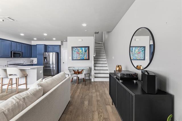 Building Photo - 5759 Headquarters Dr