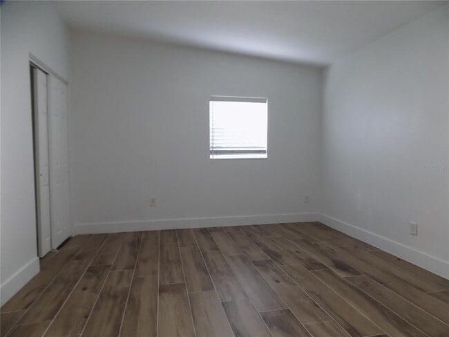 Building Photo - 1511 E Horatio Ave