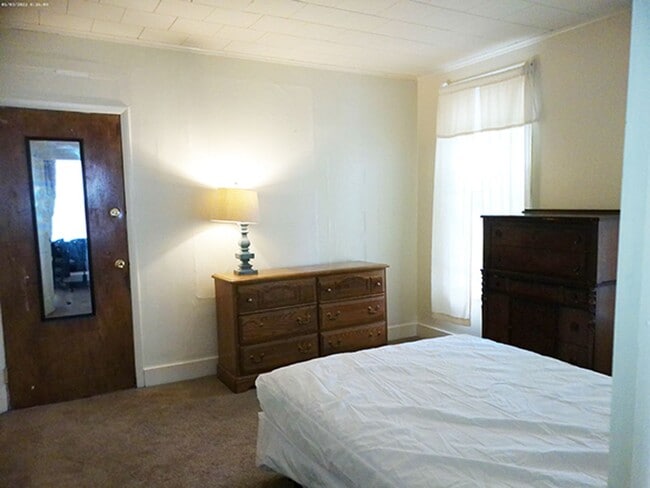 Building Photo - 113 Comstock Pl