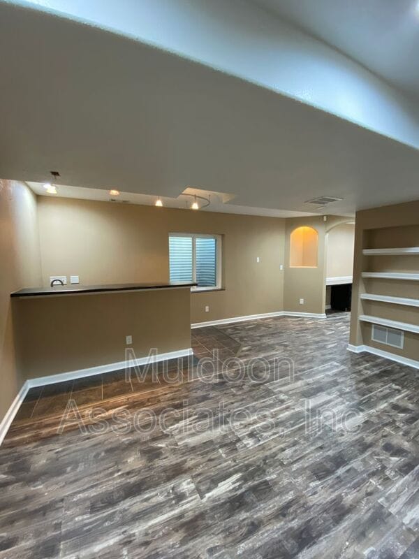 Building Photo - 4184 Coolwater Dr