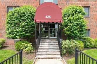 Building Photo - 425 S Huntington Ave