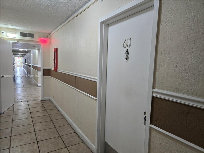 Building Photo - 801 NW 47th Ave