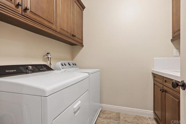 Building Photo - 7061 Heron Cir