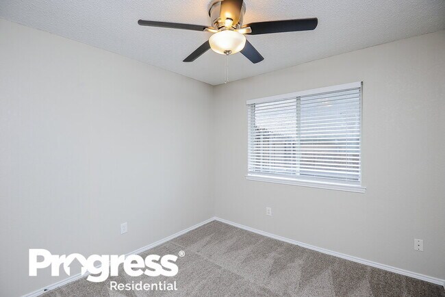 Building Photo - 207 Autumn Ct