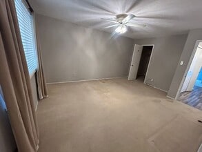 Building Photo - 4908 Wagner Dr