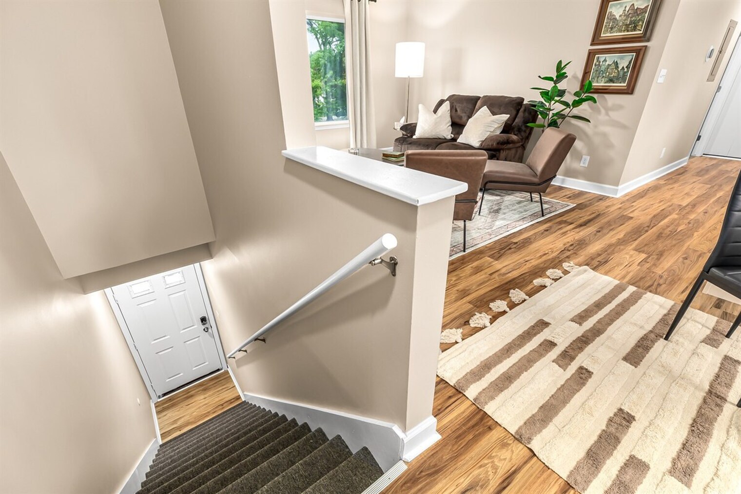 Building Photo - 18423 Sharon Ln