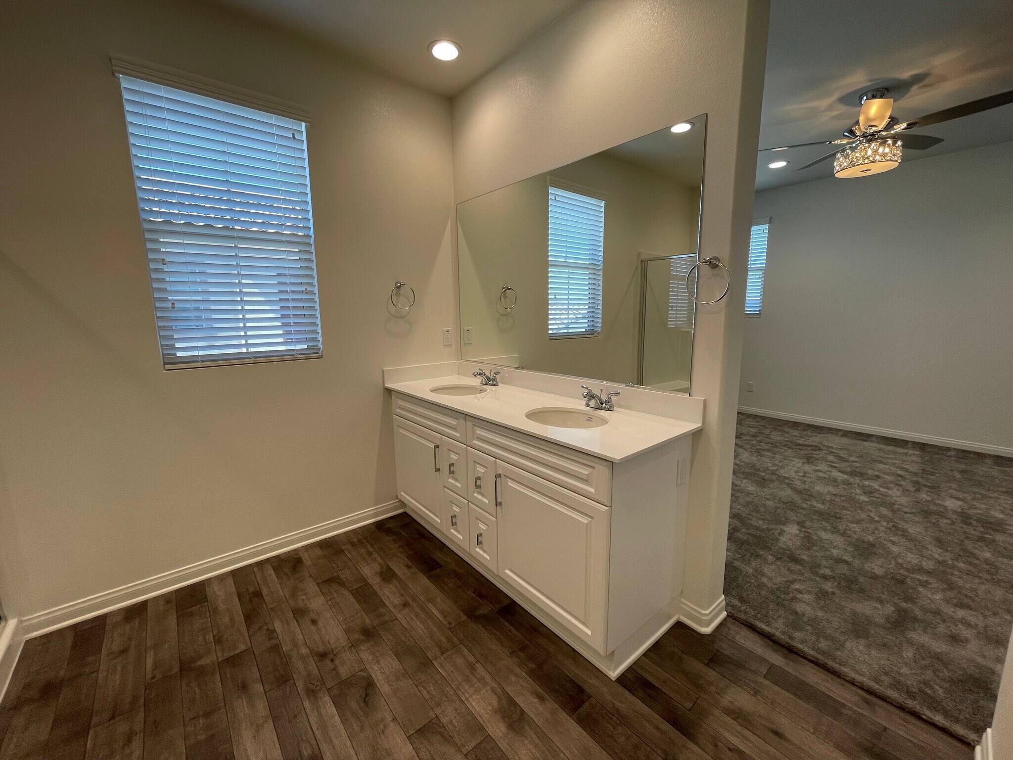 3rd floor master bth double sinks - 7566 Channel View St