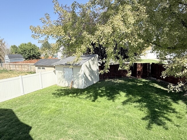 Building Photo - 2022 N 850 W