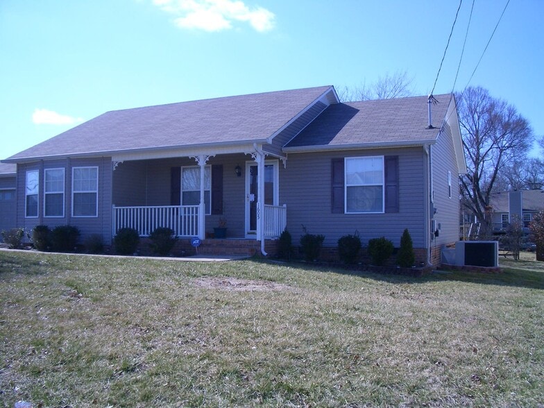 Building Photo - 1605 Joel Dr