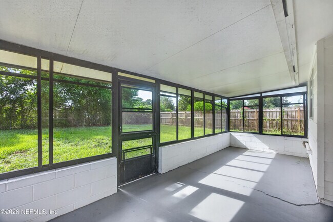 Building Photo - 12351 Condor Dr