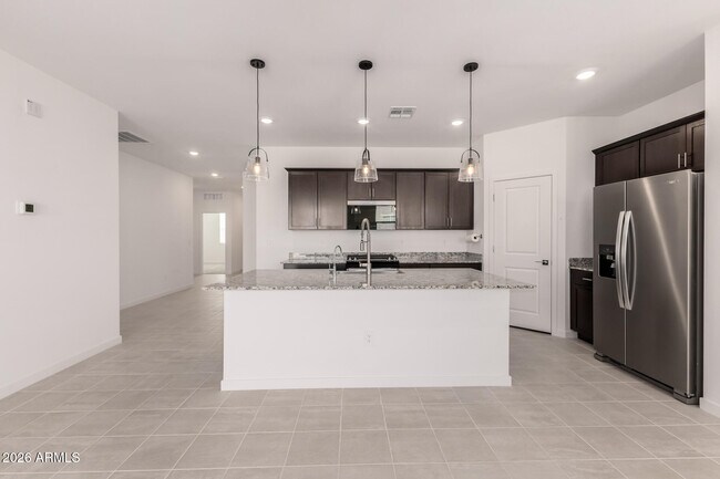 Building Photo - 37126 W Prado St