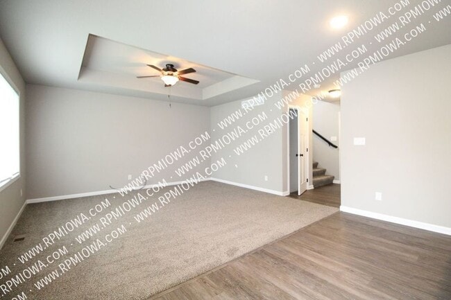 Building Photo - 4709 SW Logan St