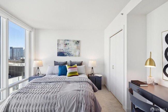 Building Photo - 401 Harrison St