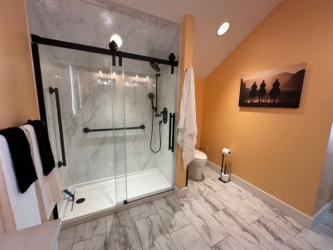 Building Photo - Brand New Custom Residence | 3 Bedroom, 2 Bath | Panoramic Bitterroot Valley Views | Private & Se...