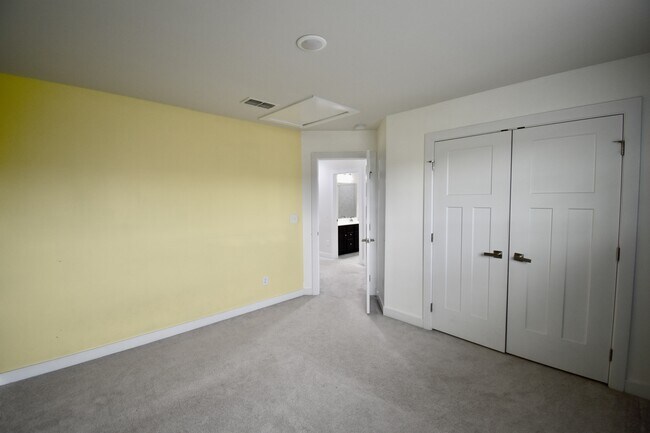 Building Photo - 7111 Waterwheel St SW