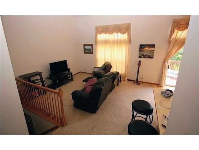 Building Photo - 15784 Flan Ct