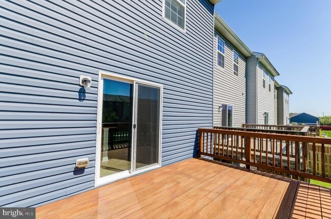 Building Photo - 172 Drexel Ct