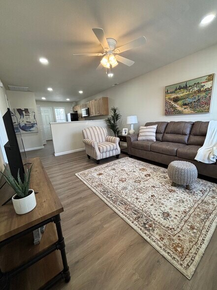 Living room - 131 School Ave