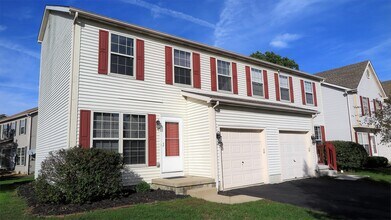 Building Photo - 240 Richards Dr