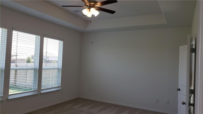 Building Photo - 718 Blue Oak Blvd