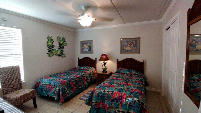 Building Photo - 4908 Gulf Blvd