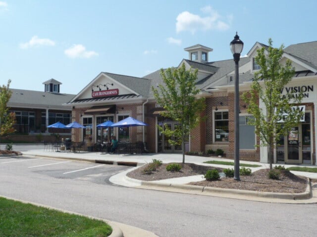 Building Photo - 10722 Edmundson Ave