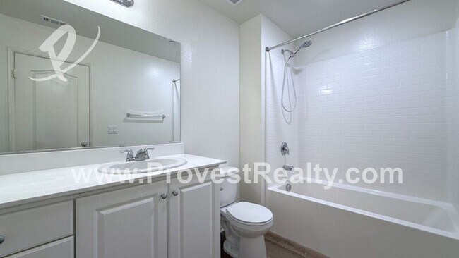 Building Photo - 14163 Nicoles Way