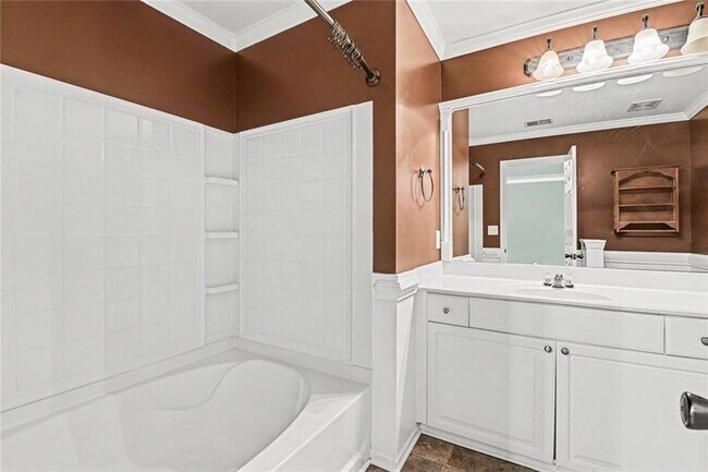 Building Photo - 1533 Endurance Hill Dr NW
