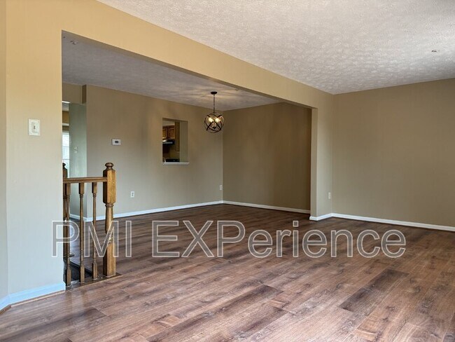 Building Photo - 12744 Wedgedale Ct
