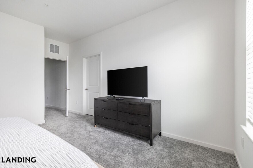 Building Photo - 515 Corso Ln