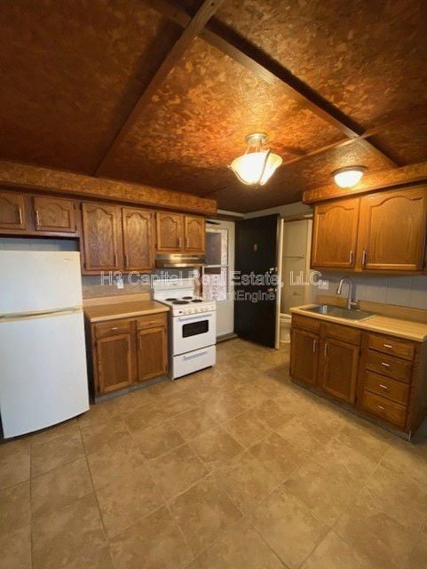 Building Photo - 117 N Shamrock St