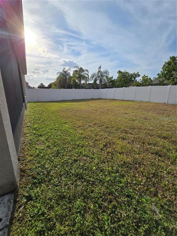 Building Photo - 13613 Larsen Ln