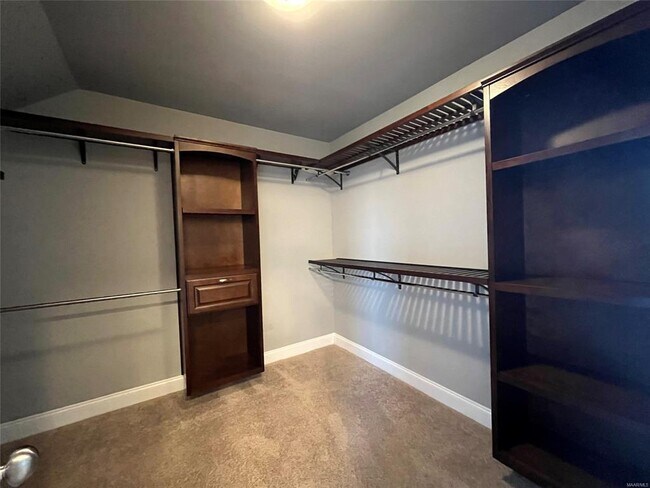 Building Photo - 966 Wheat Ridge Dr