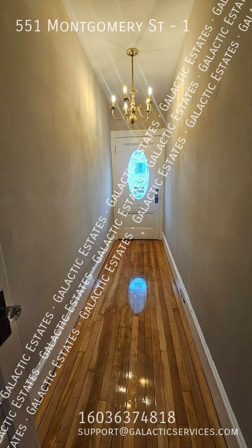 Building Photo - 551 Montgomery St