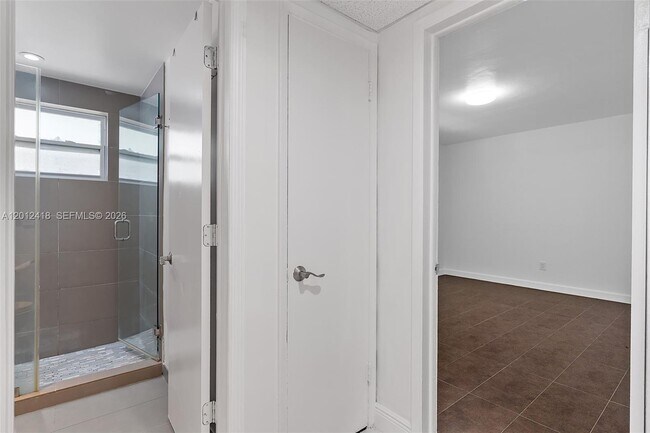 Building Photo - 645 NE 77th St