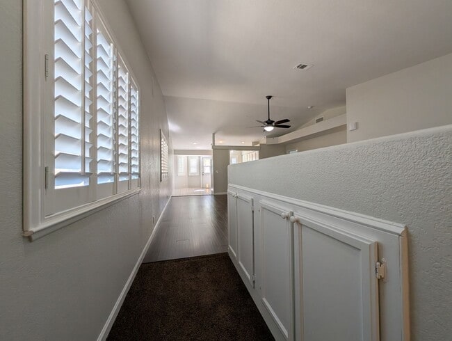 Building Photo - 2-BEDROOM CONDO AVAILABLE FOR RENT IN WEST...