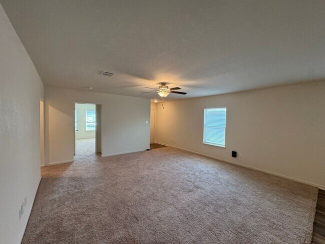 Building Photo - 7335 Aaron Jordan Dr