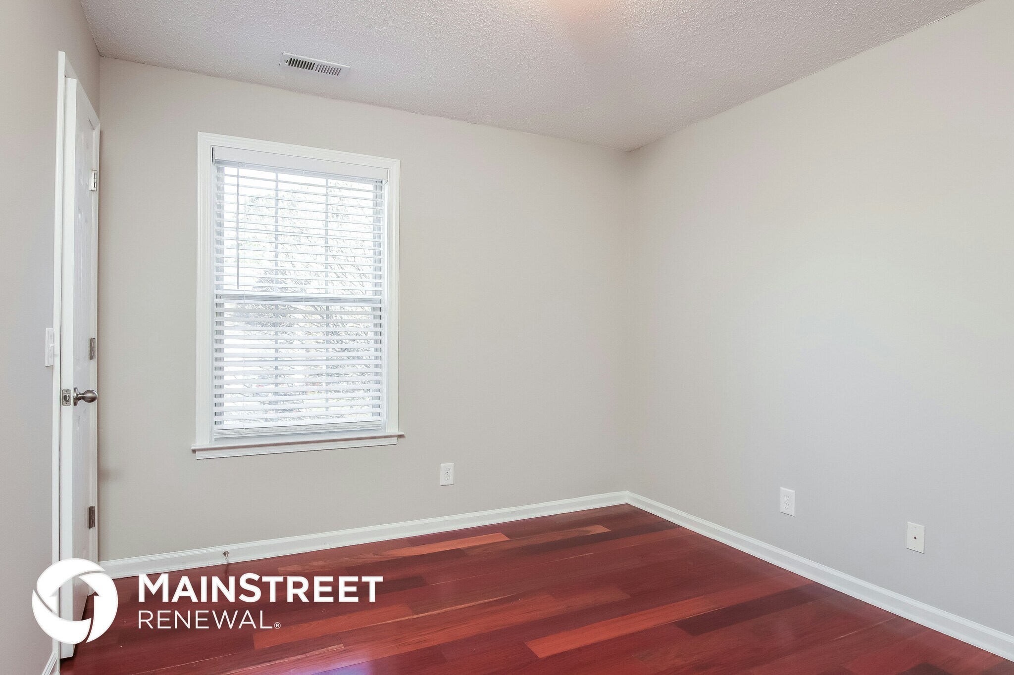 Building Photo - 3912 Toyon Dr