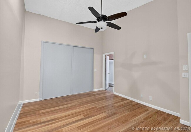 Building Photo - 5451 Verona Dr