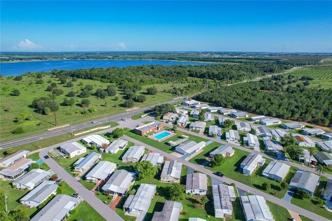 Building Photo - 140 Orangewood Dr