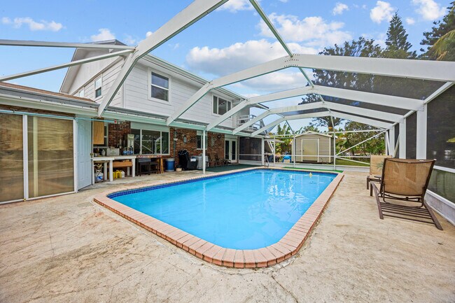 Building Photo - 1742 W Terrace Dr