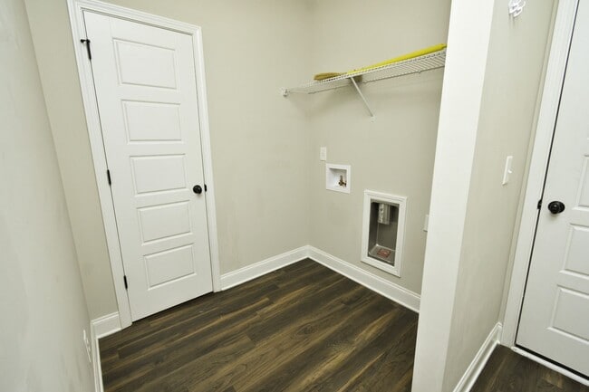 Building Photo - 4 Bedroom Near Fort Eisenhower