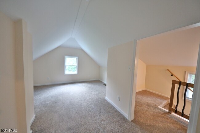 Building Photo - 241 US-206