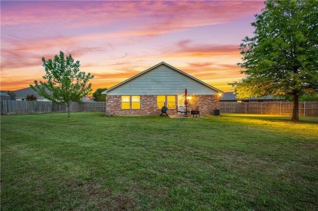 Building Photo - 10201 Buccaneer Dr